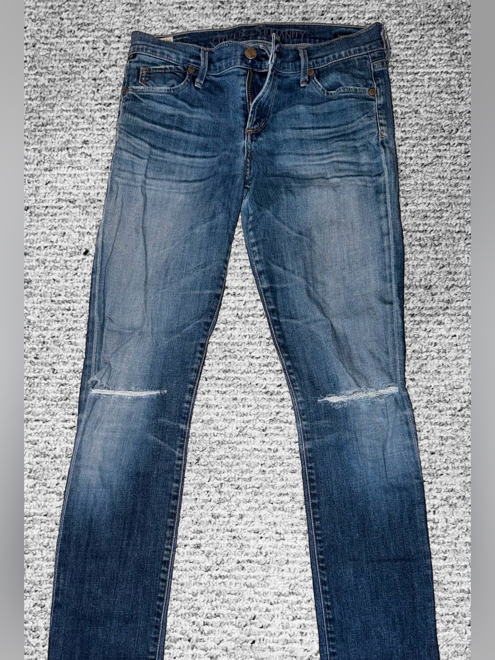 Citizens Of Humanity Straight Leg Blue Jeans with Knee Slits